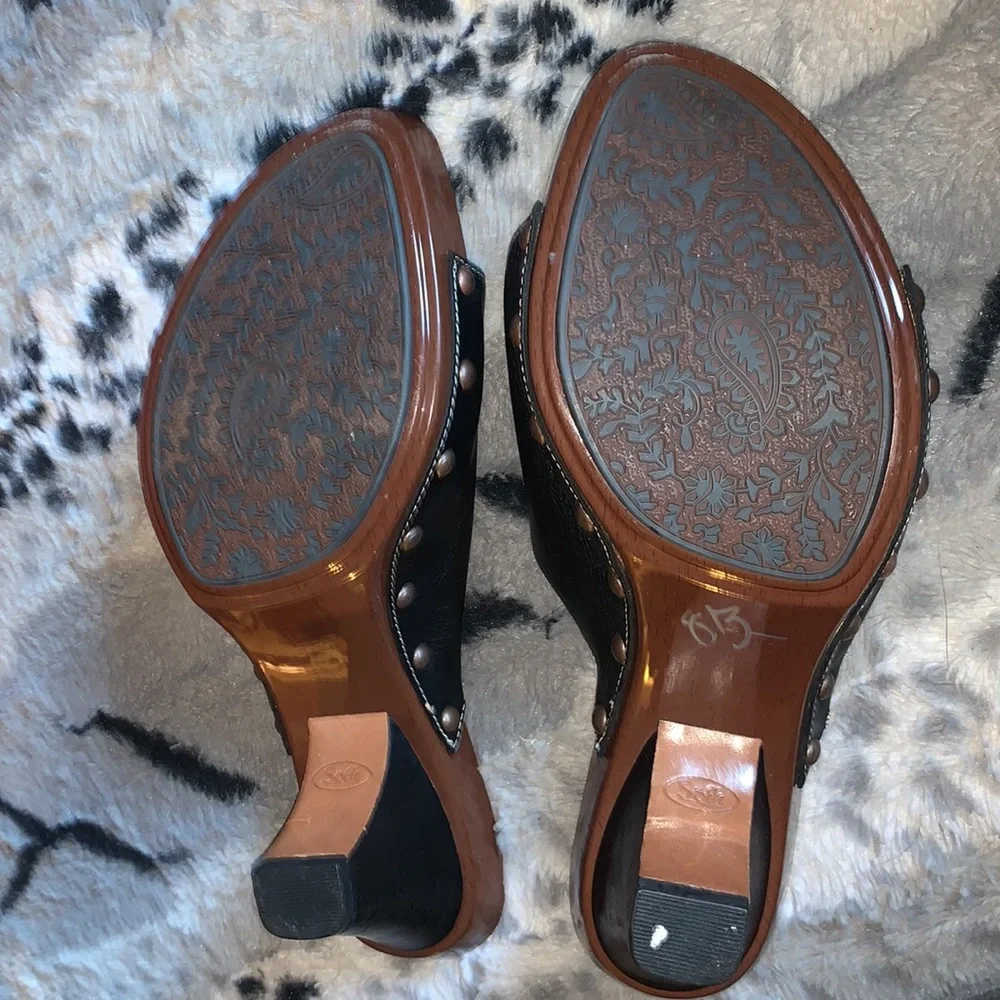 Sofft Leather Open Toe Sandals / Heels — 9.5